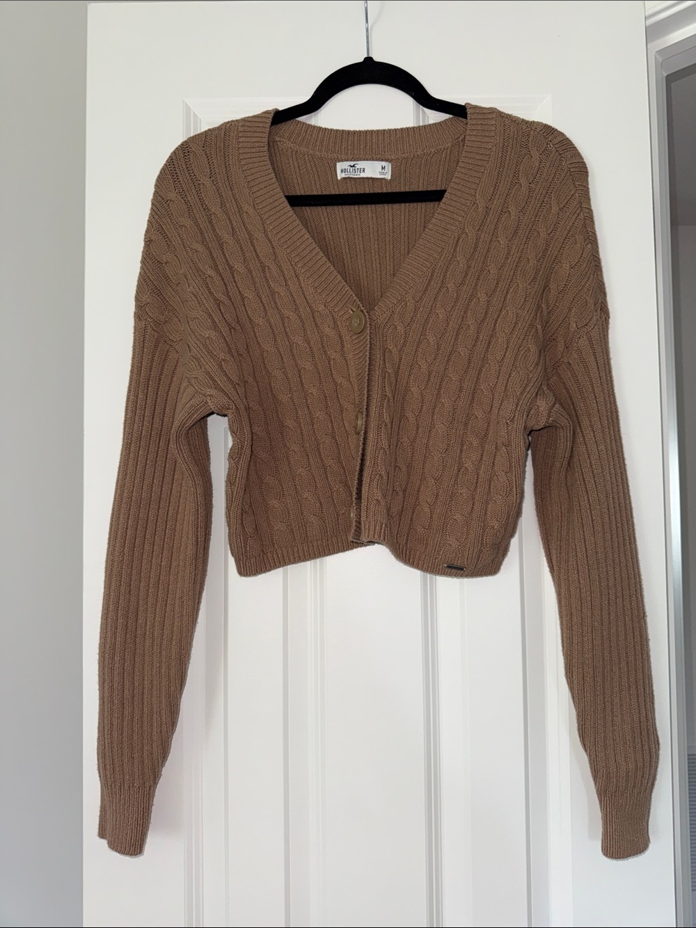 Light brown Cable-Knit Cropped V-Neck Cardigan